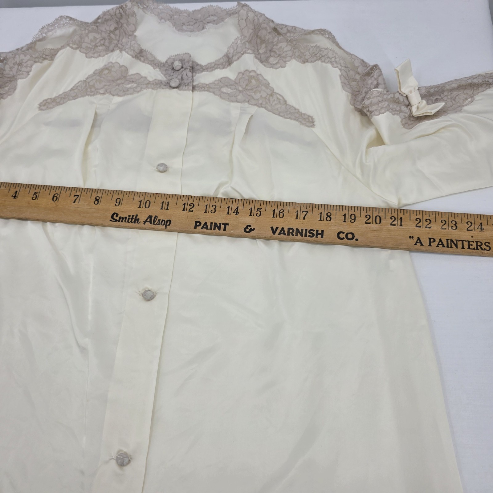 Vintage 1970s Eyeful by Flaums Peignoir Set Ivory Lace Silk Blend Union Made