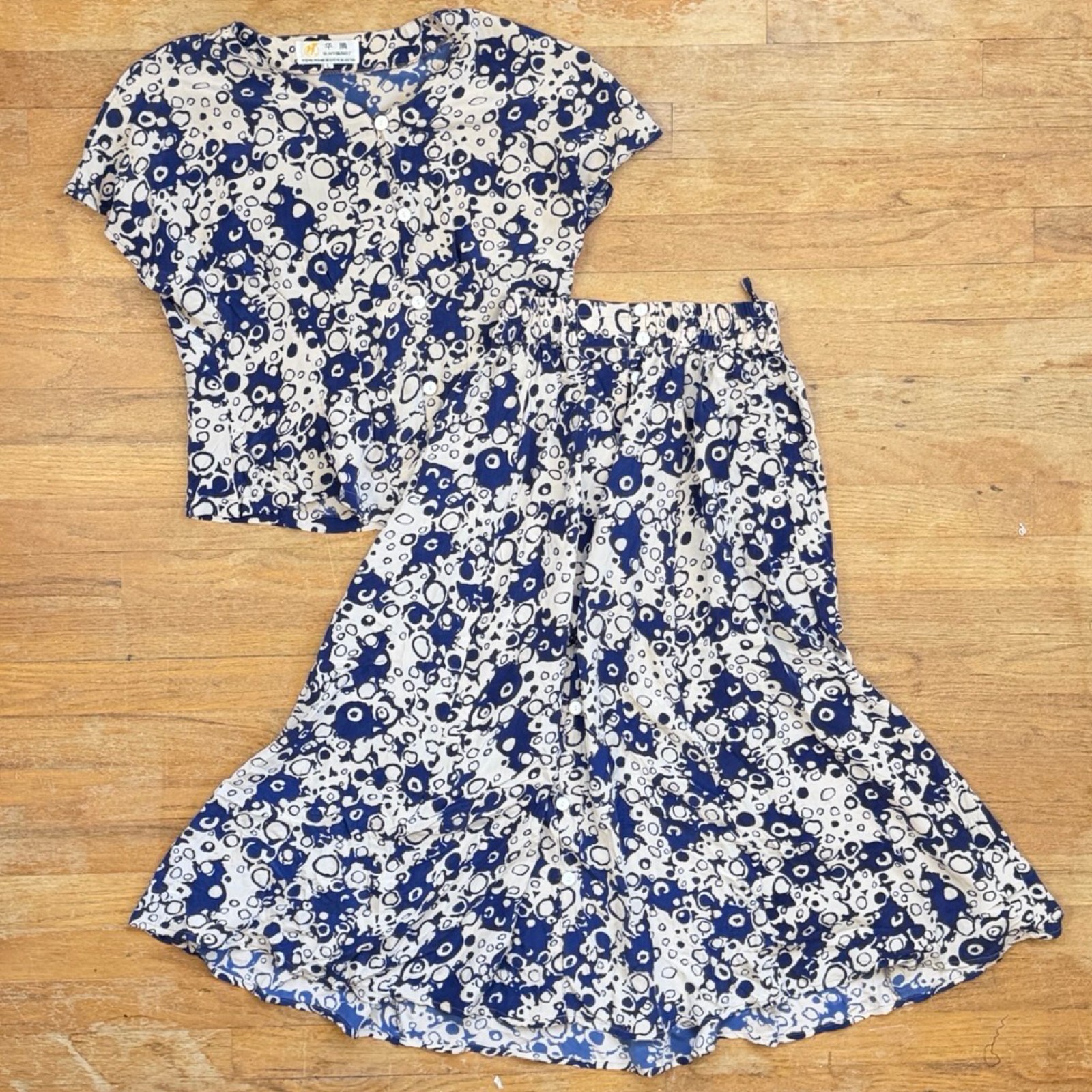Vintage Abstract Print Silk Midi Skirt Crop Top Set Size Small Two Piece Outfit