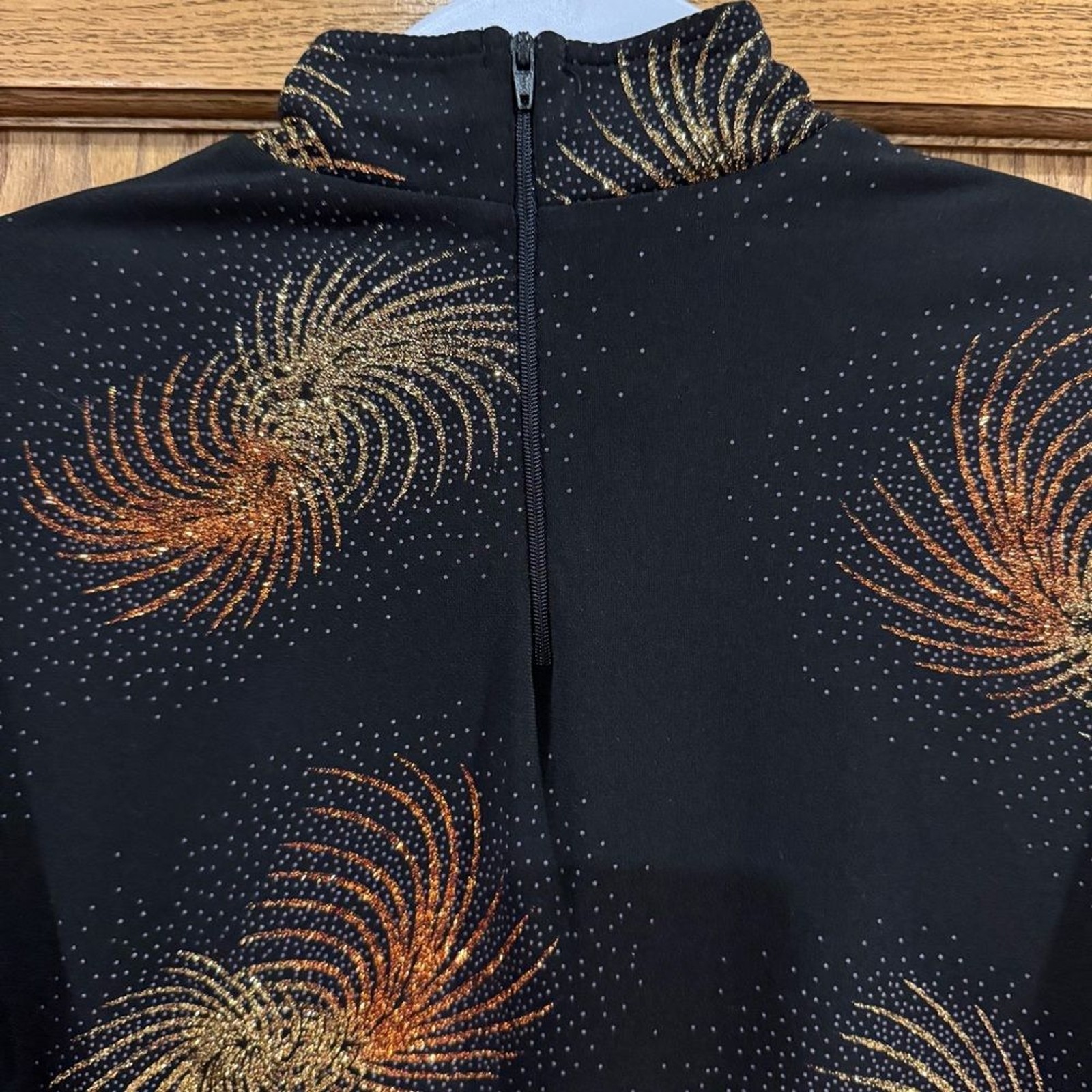 Vintage Hobby Horse Limited Edition Glitter Swirl Top – Split Mock Neck – Size M