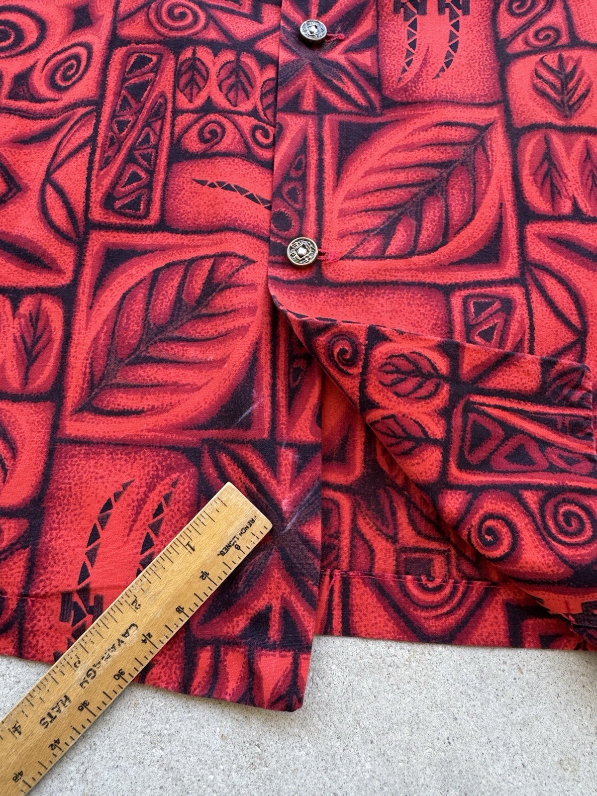 1960s 70s Vtg HOOKANA Novelty Print Hawaiian Shirt Medium Tiki Aloha Surf Red