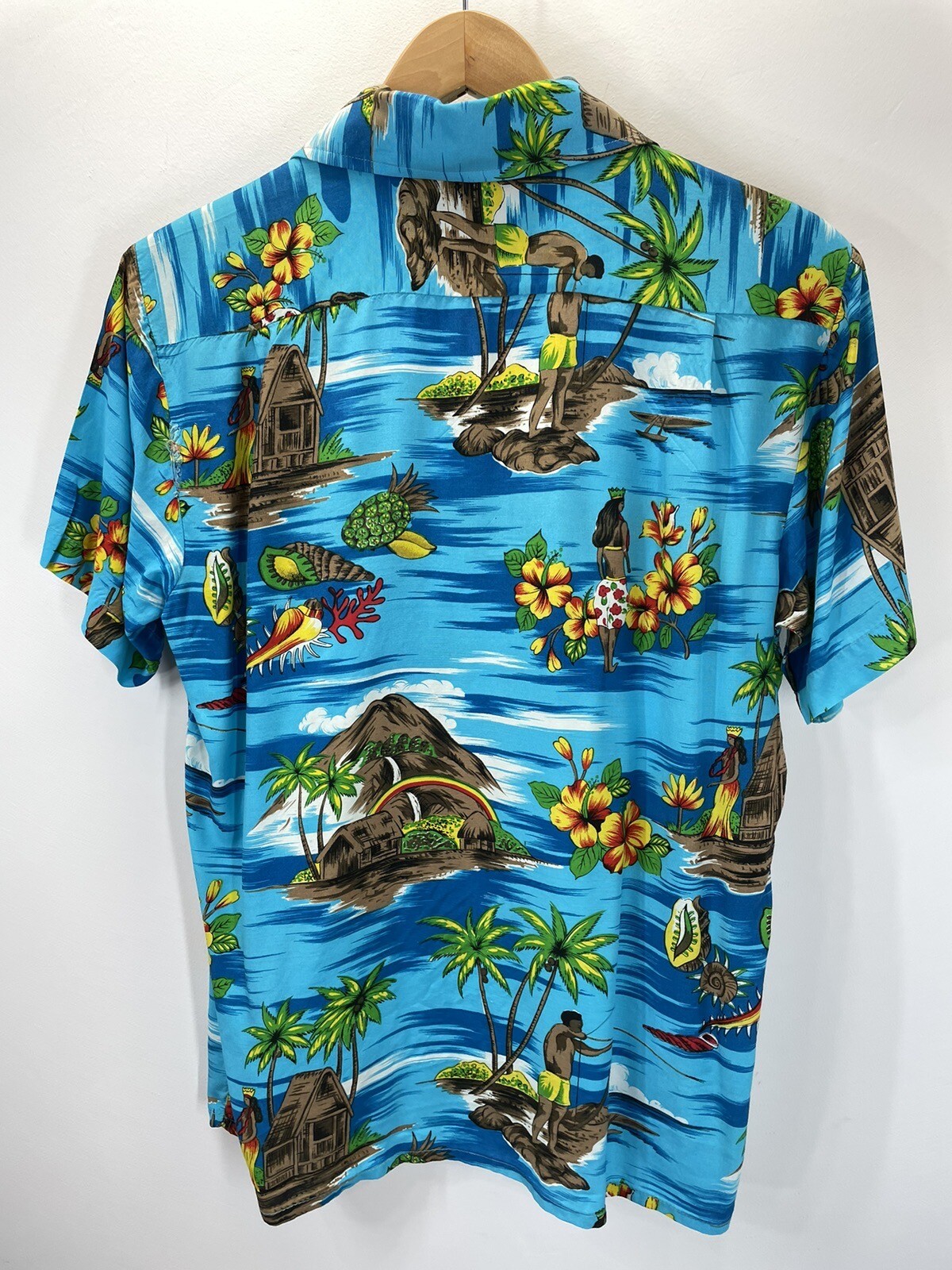 VTG 70s Hawaiian Holiday Hawaiian Shirt Rainbow Volcano RAYON KOREA SZ M (FLAW