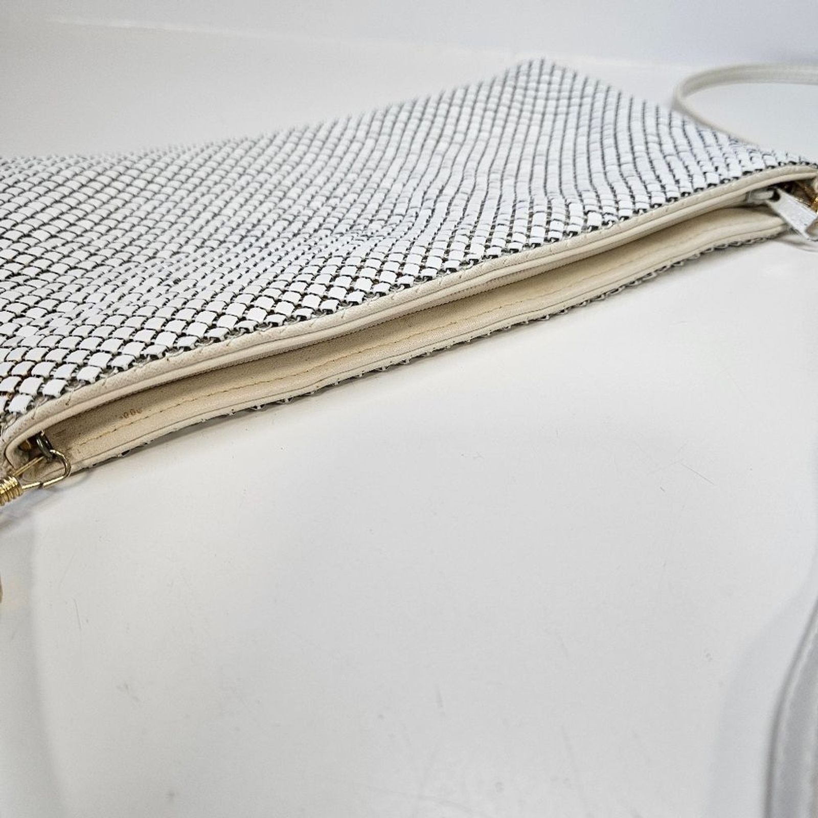 VINTAGE Whiting and Davis White Metal Mesh Convertible Crossbody Clutch Bag