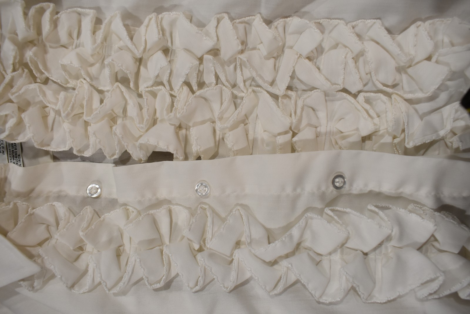 Ruffled Tuxedo Shirt circa 1970s/80s – White on White – L 33/34 Sleeve