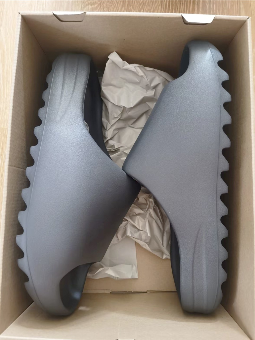 New Adidas Yeezy Slide ID4132 Granite Unisex Slipper Outdoor Sandal Without Box