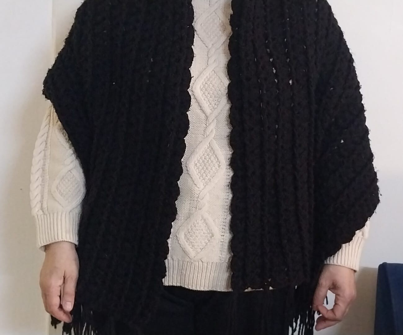 Vintage handmade shawl crochet knit black open work winter L : 1.5 w : .5 cm
