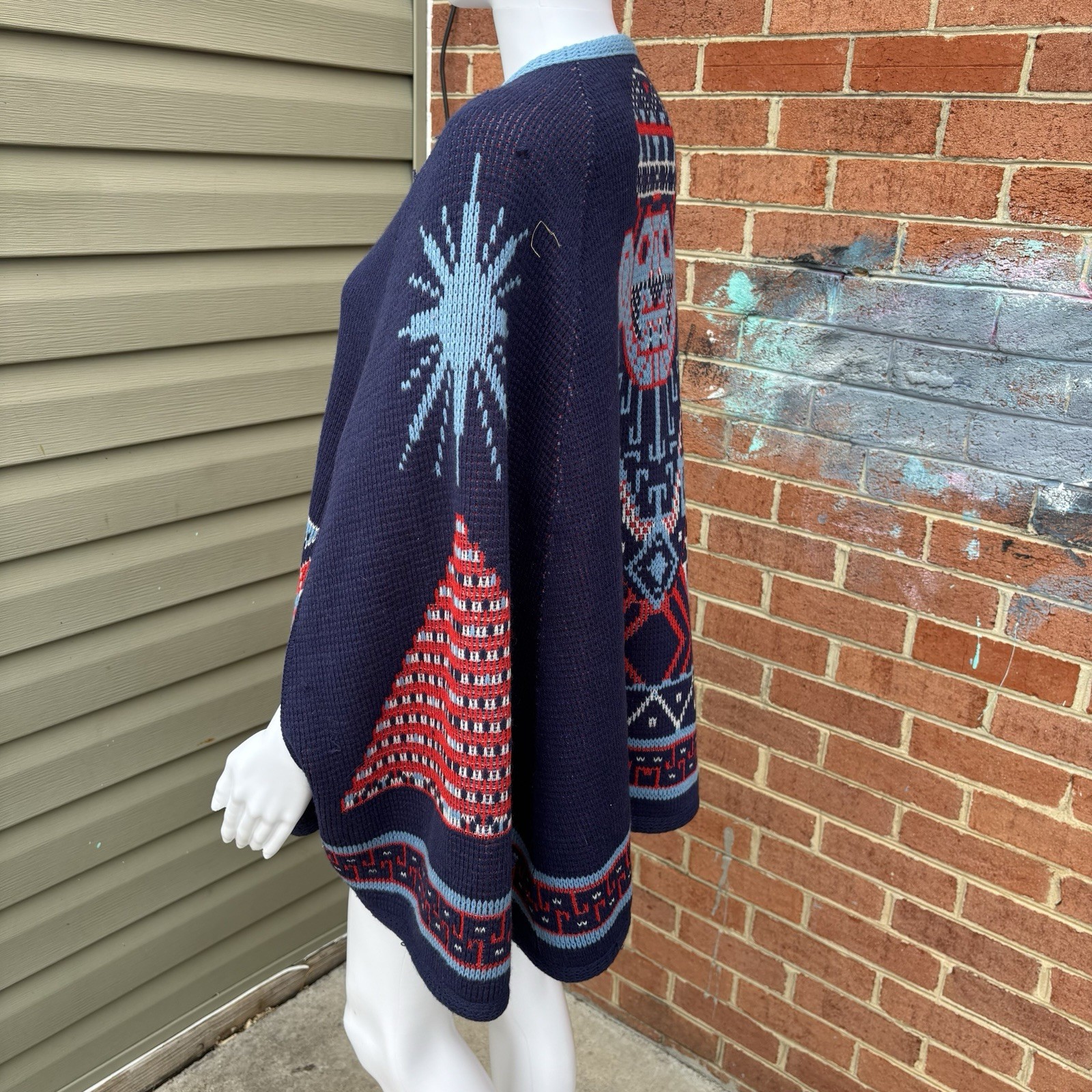 VTG STURBRIDGE 70S BOHO SWEATER CAPE SOUTHWESTERN WEAVER HIPPIE ONE SIZE