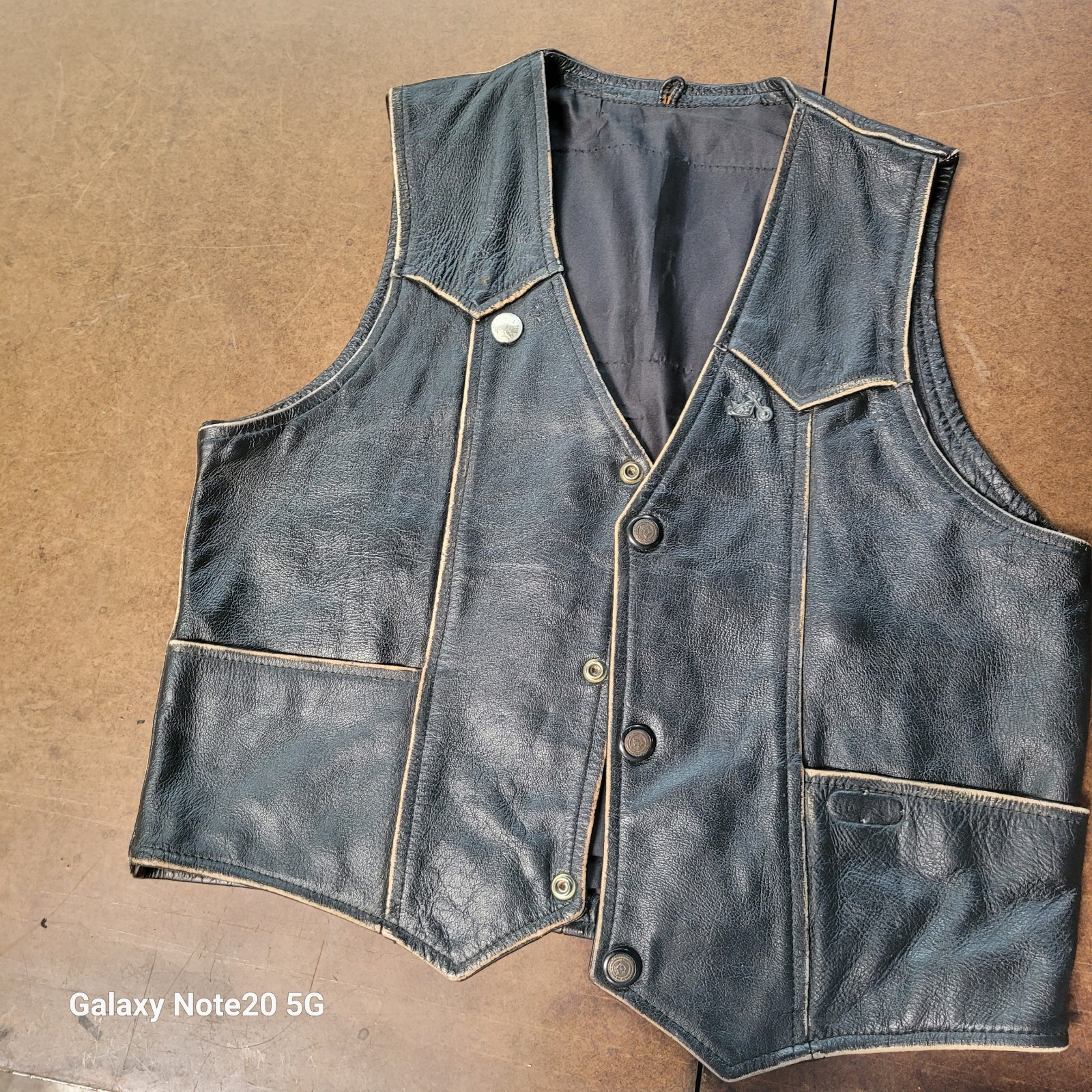 NAVAJO LEGEND Motorcycle Vest Leather Vintage With Buttons And 2 Pins