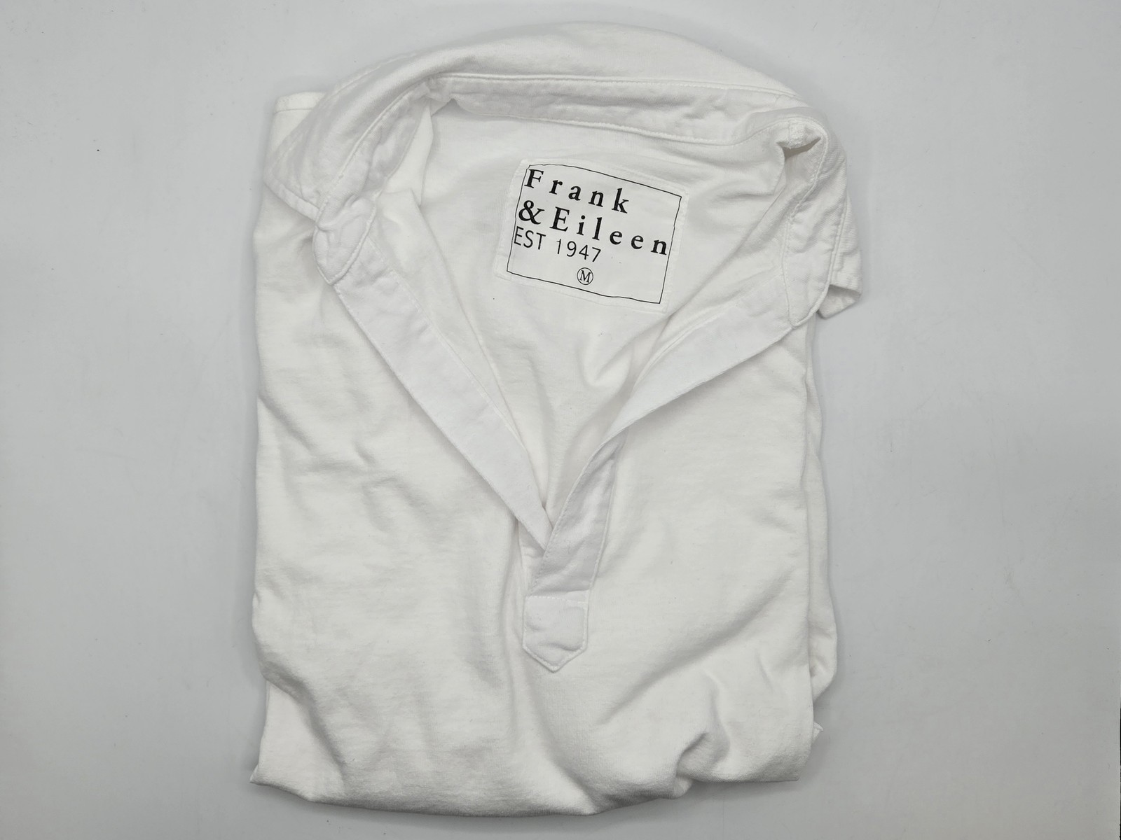 Frank & Eileen Patrick Popover Henley – Heritage Jersey – White LAB510HJ SIZE M