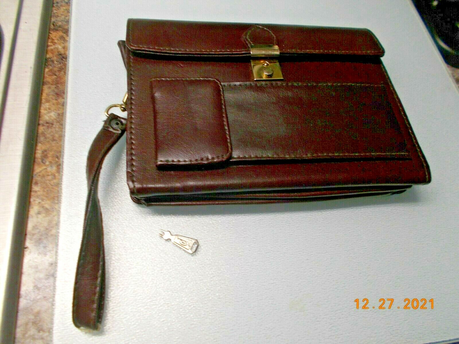 Unbranded Locking Clutch / Small Folio with 9 Compartments, Brown Leatherette