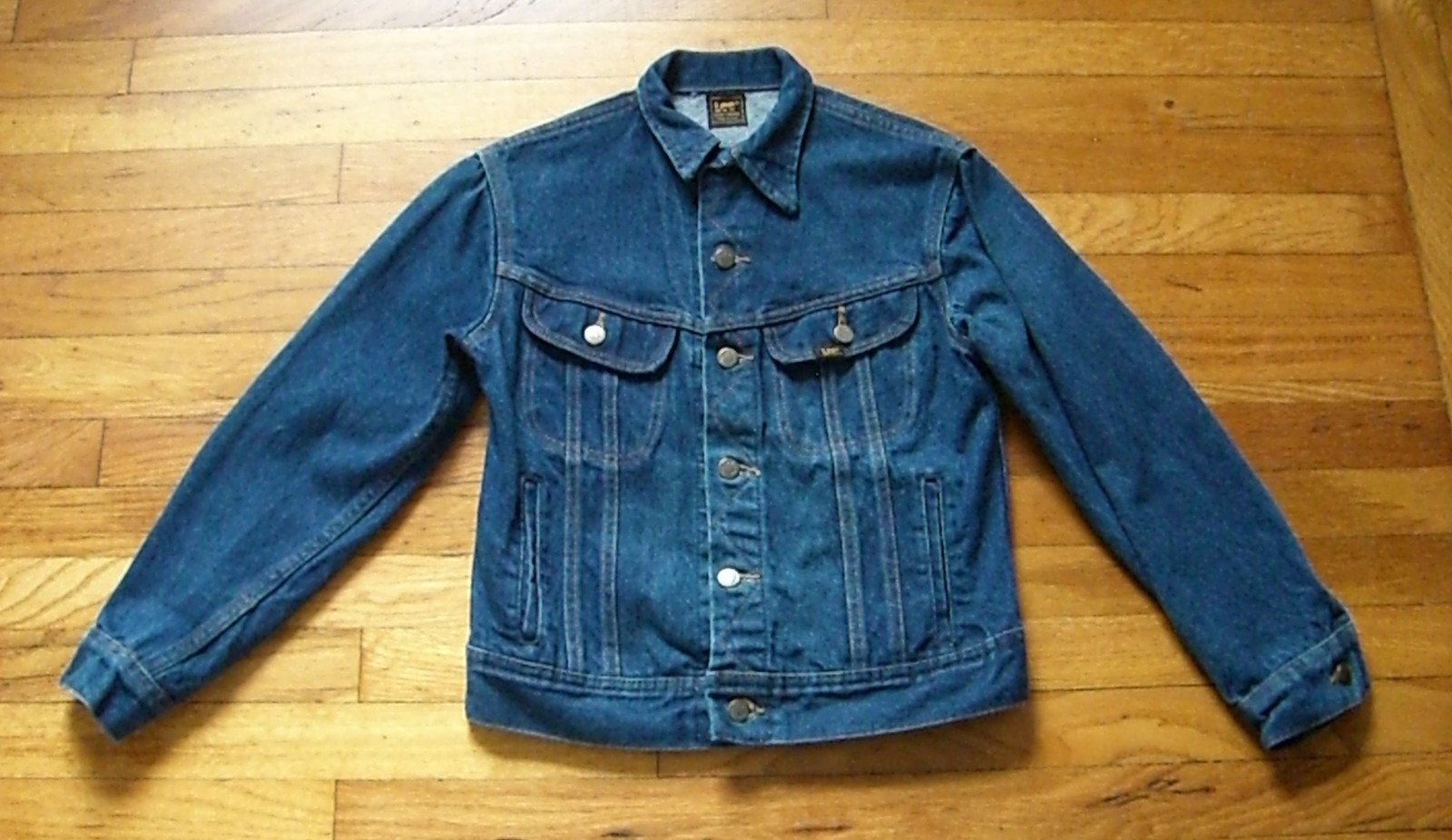 Lee Riders Vintage 1970’s Denim Blue Button up Jean Jacket Size S Made in U.S.A.
