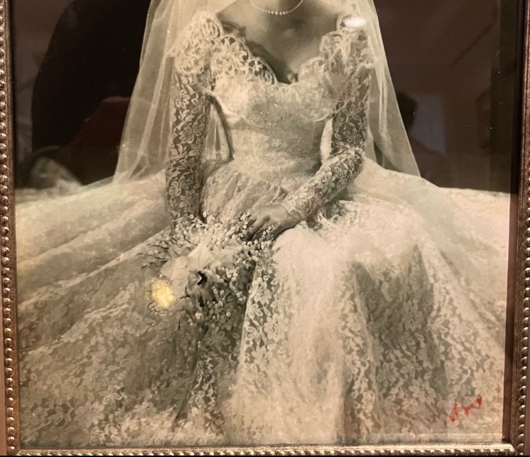 VTG 1953/54 AS IS Wedding Dress Custom Made St. Louis Mo. Multi Layer/full train