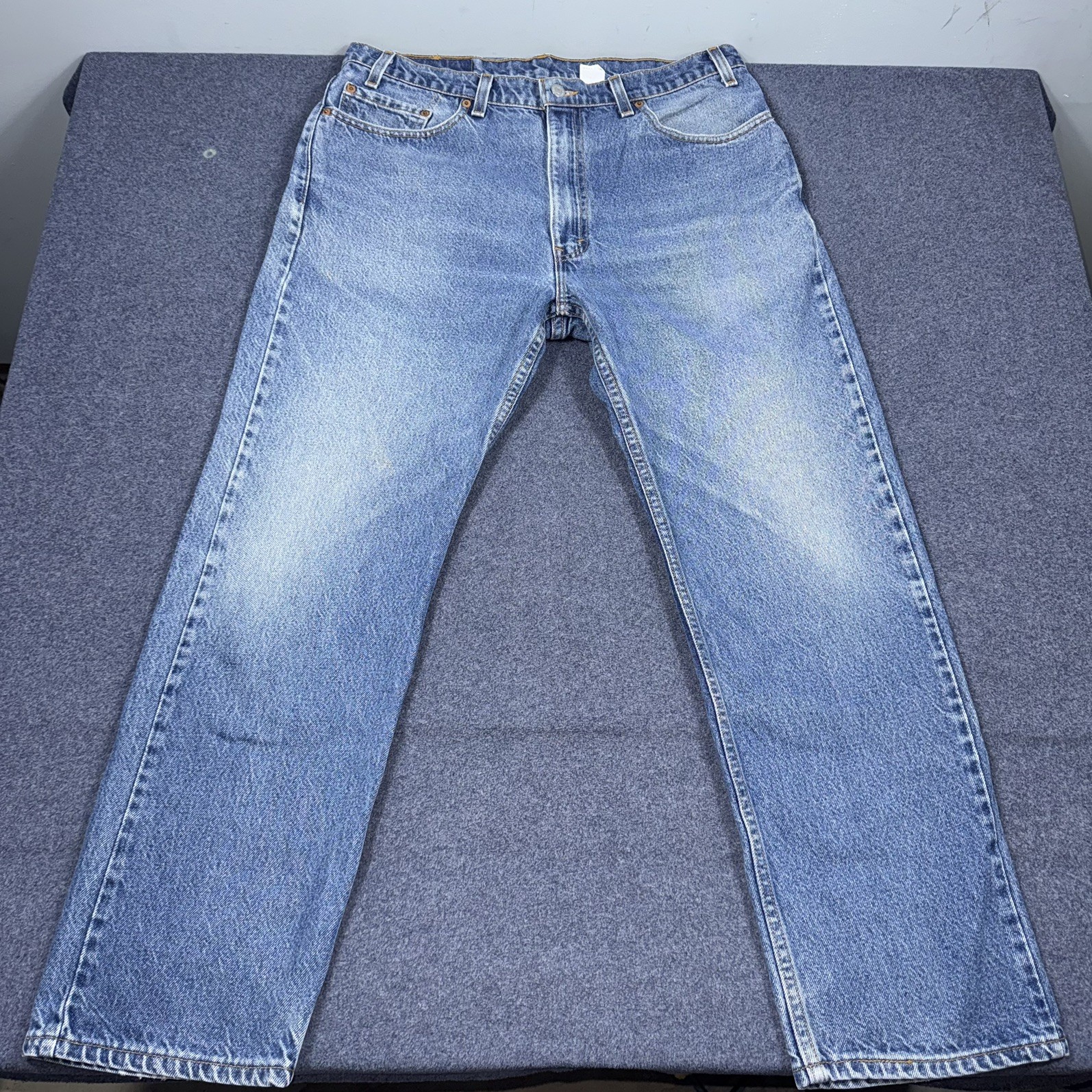 Vintage Levis 505 Regular Fit Jeans Mens 36×30 Made in USA Light Wash Blue Denim