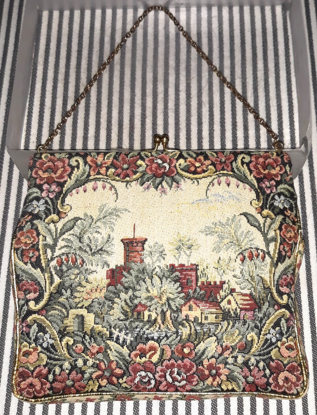 VTG JOLLES AUSTRIA PETIT POINT CASTLE & FLORAL TAPESTRY EVENING HANDBAG PURSE