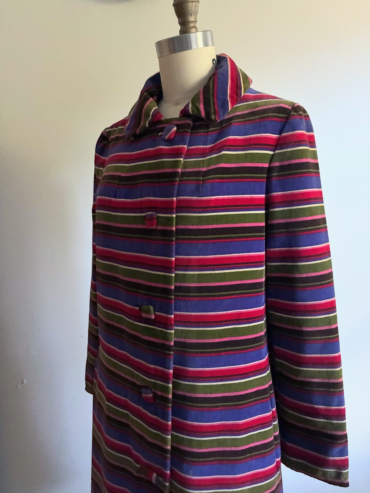 Vintage 1960s Womens Striped Velveteen Coat Butterscotch Lining Petite A-line