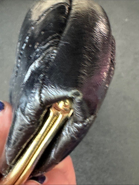 VTG Lee Sands Black Eel Skin Kiss Lock Coin Purse Clutch Wallet