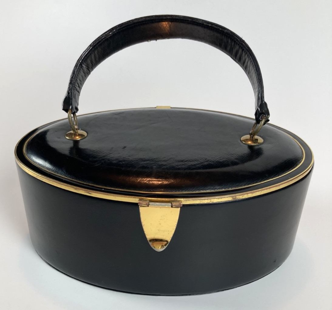 1950s Bienen Davis Black Leather Vintage Oval Box Purse