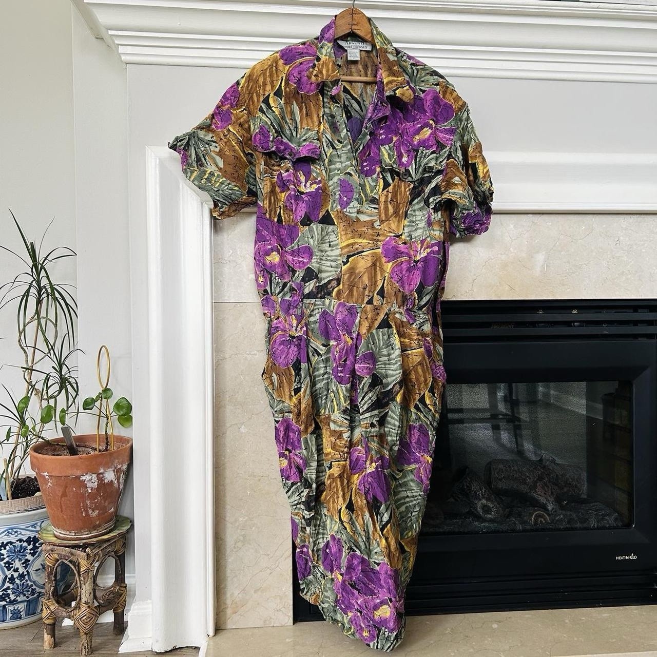 Vintage Approx 1980’s Floral Tropical Silk Collared Midi Shirt Dress Pockets 12