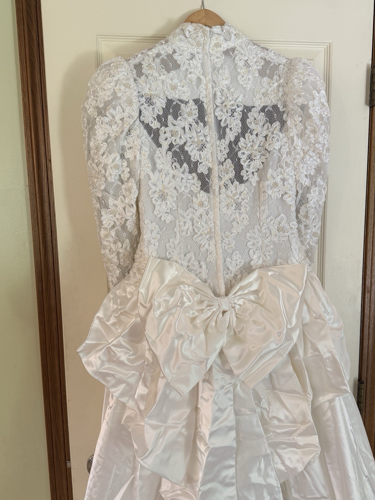 1989 Vintage Wedding Dress Satin And Lace