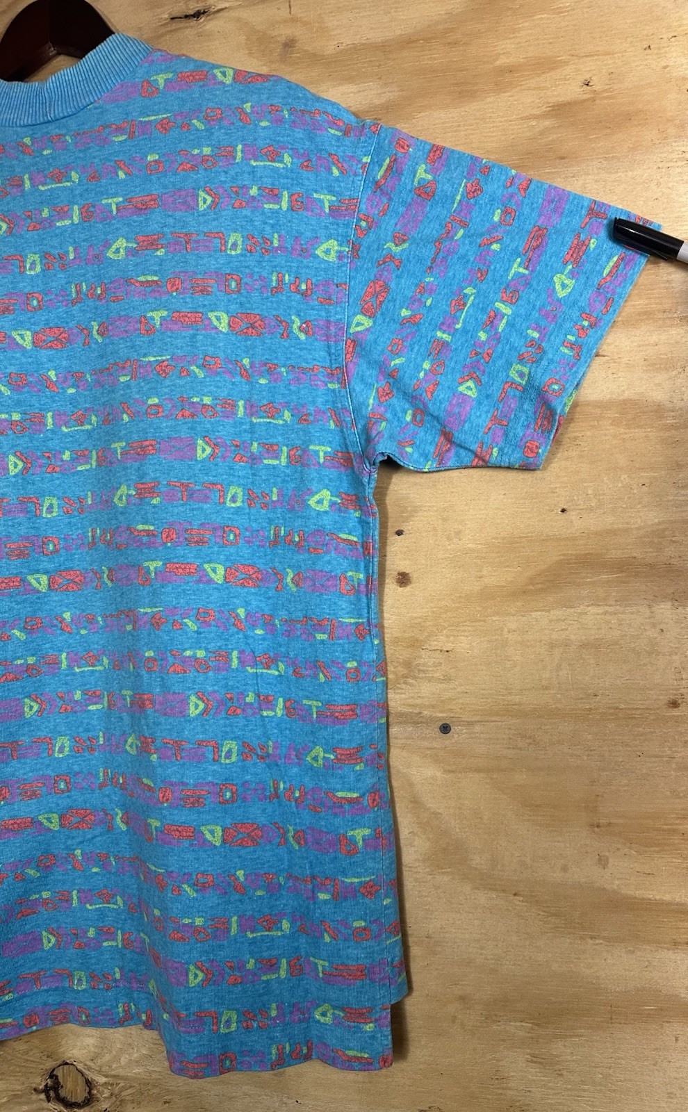 Vtg 80s 90s O’Neill Alien Typing All Over Print Neon Surf T-shirt