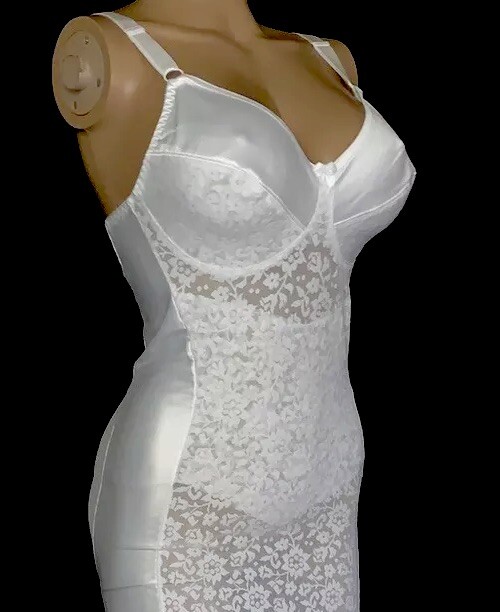 38 DD Vintage New Satin Lace Bra Girdle Full Slip Spandex One Pc Body Shaper