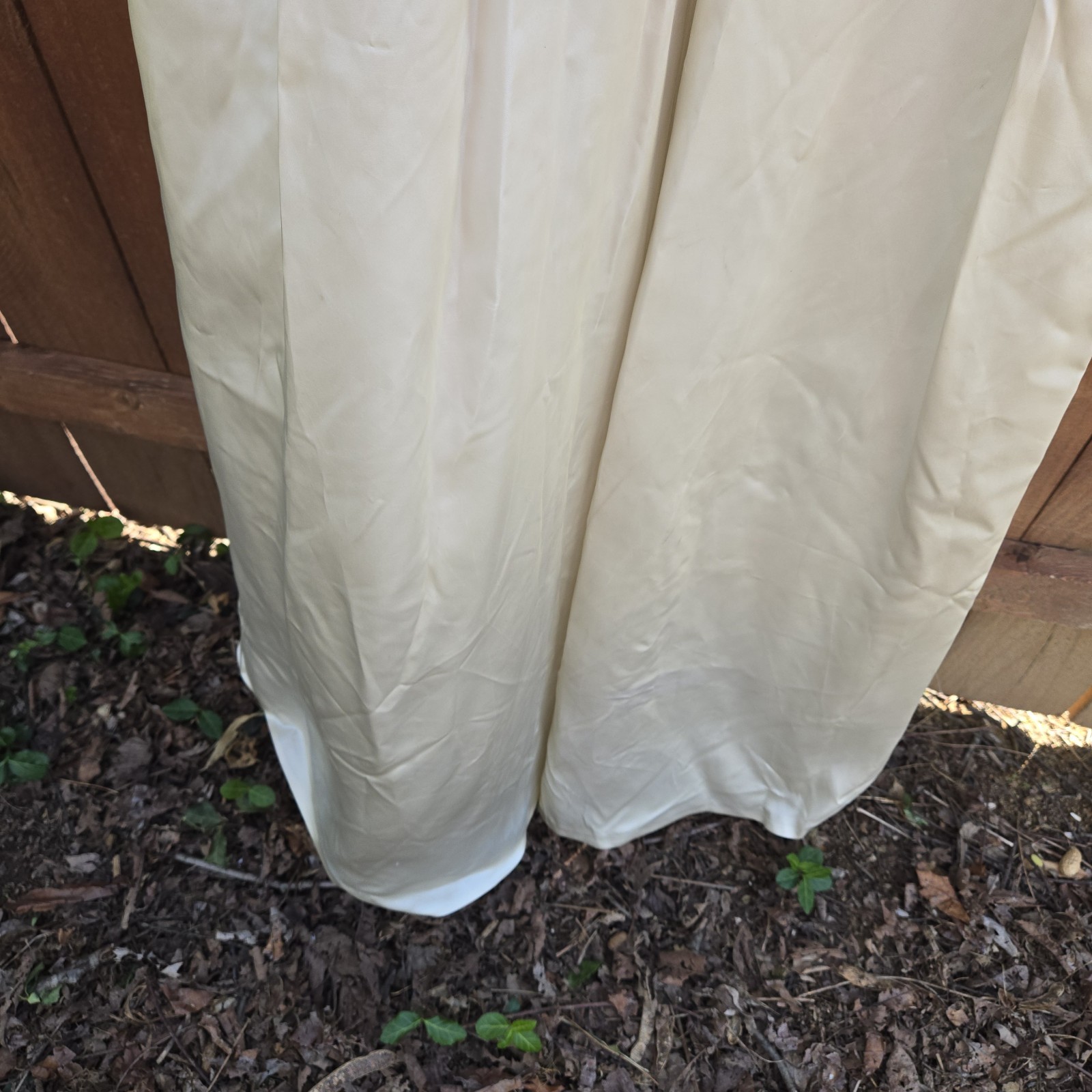 Vintage 1940s Ivory Long Sleeve Satin Wedding Dress. SIZE XS, See Description
