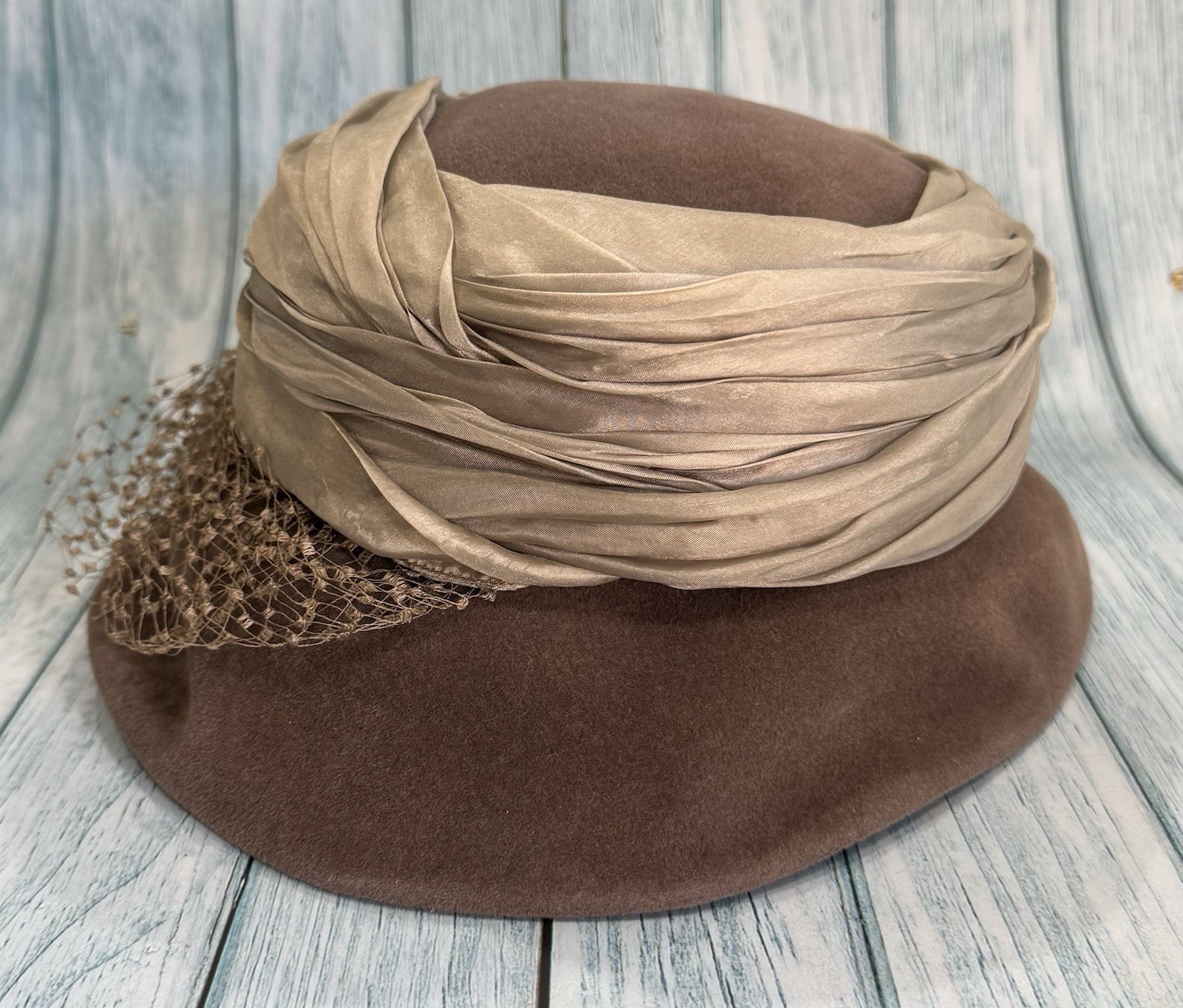 Vintage Womans Hat John Frederics NY Body Made in Italy Brown Taupe 1940’s