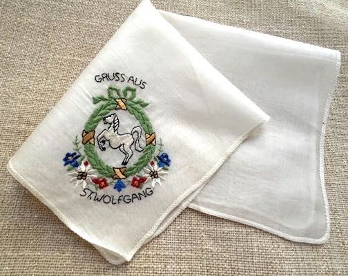 VINTAGE HANKY 1950s EMBROIDERED NOVELTY SOUVENIR AUSTRIA ST. WOLFGANG FLORALS