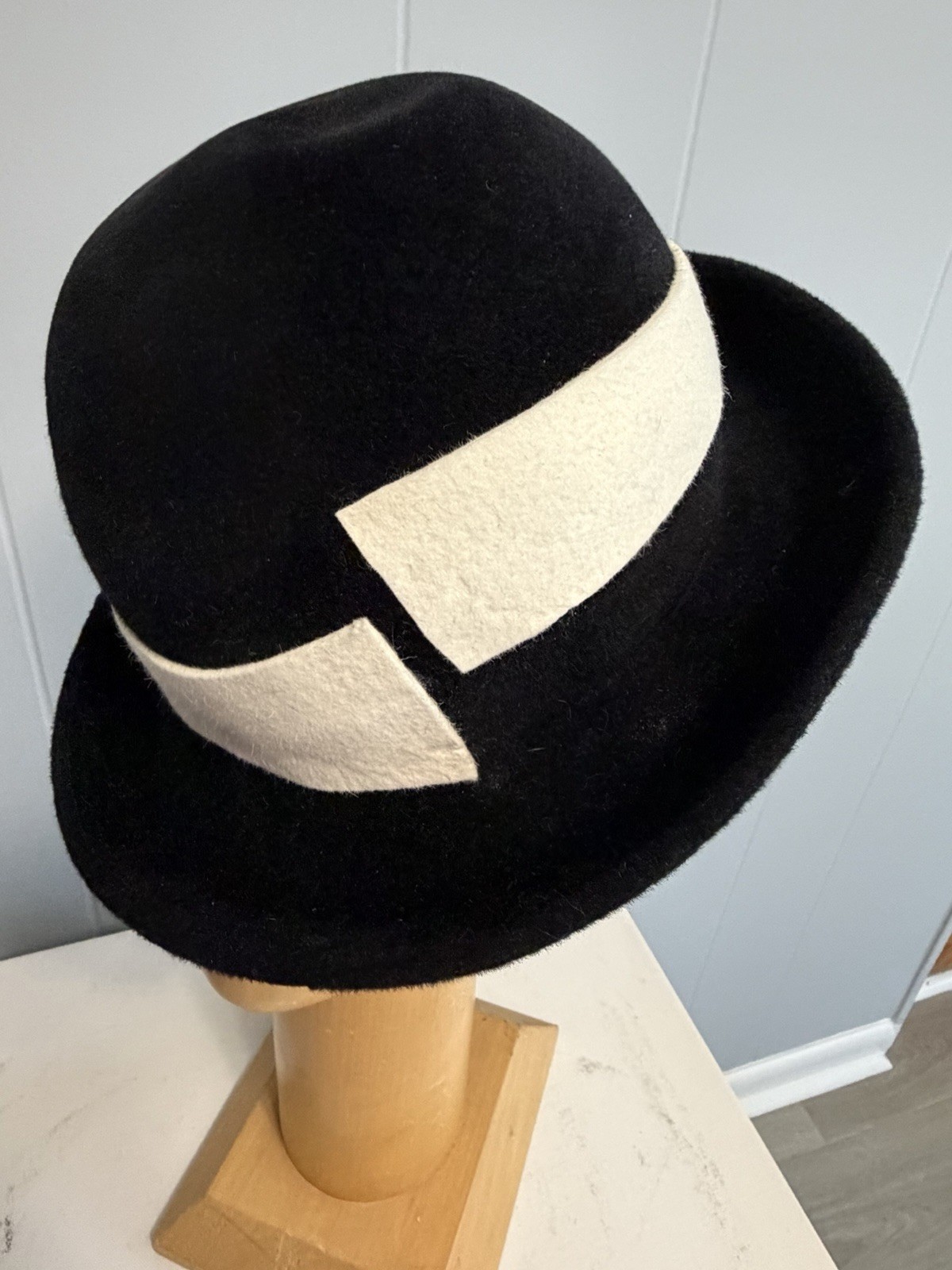 Frank Olive Vintage Art Deco Style Hat Black And White With Original Box