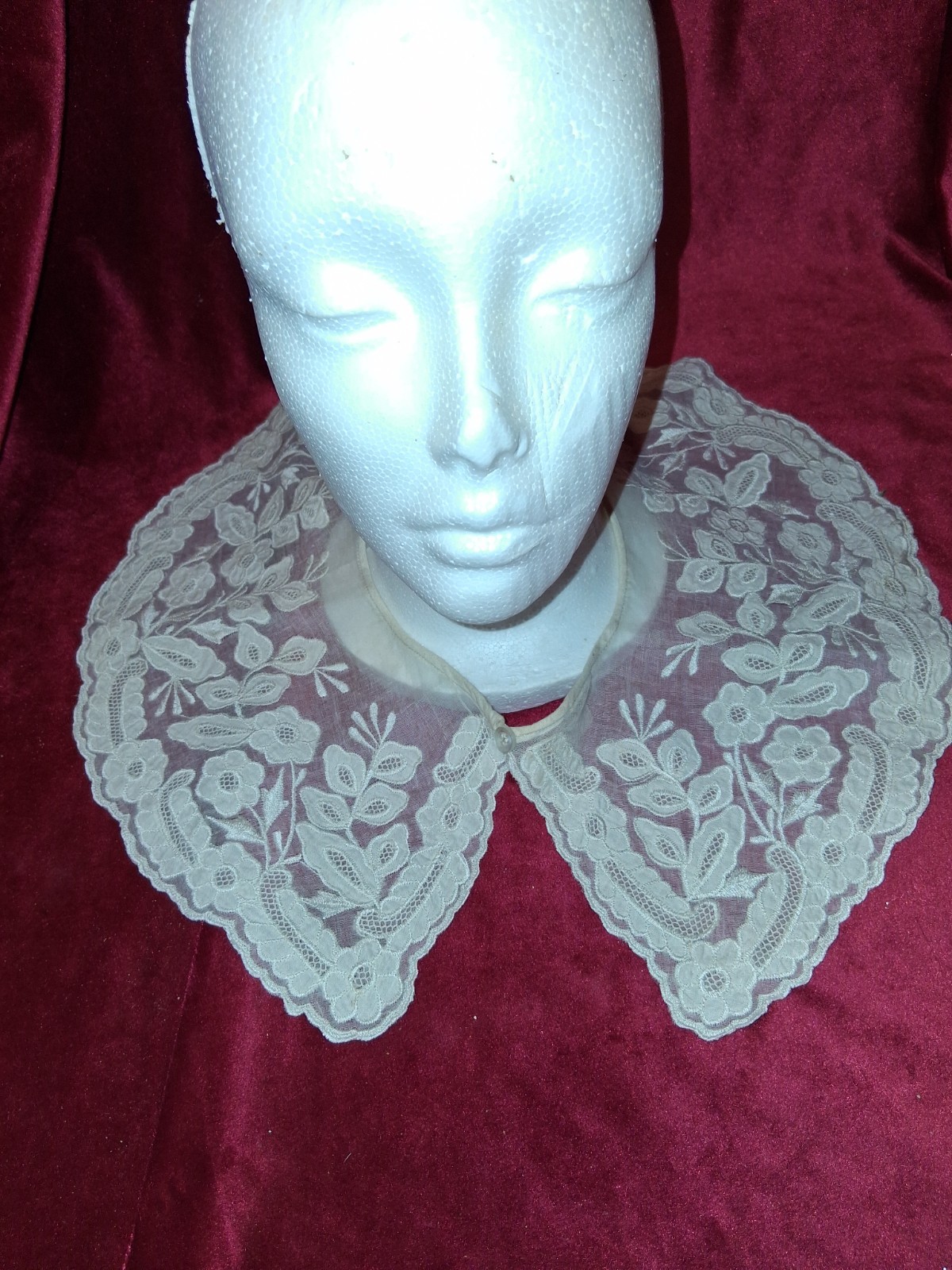 Vintage Cream Embroidered Lace Collar – 100% Cotton Made in India S/M