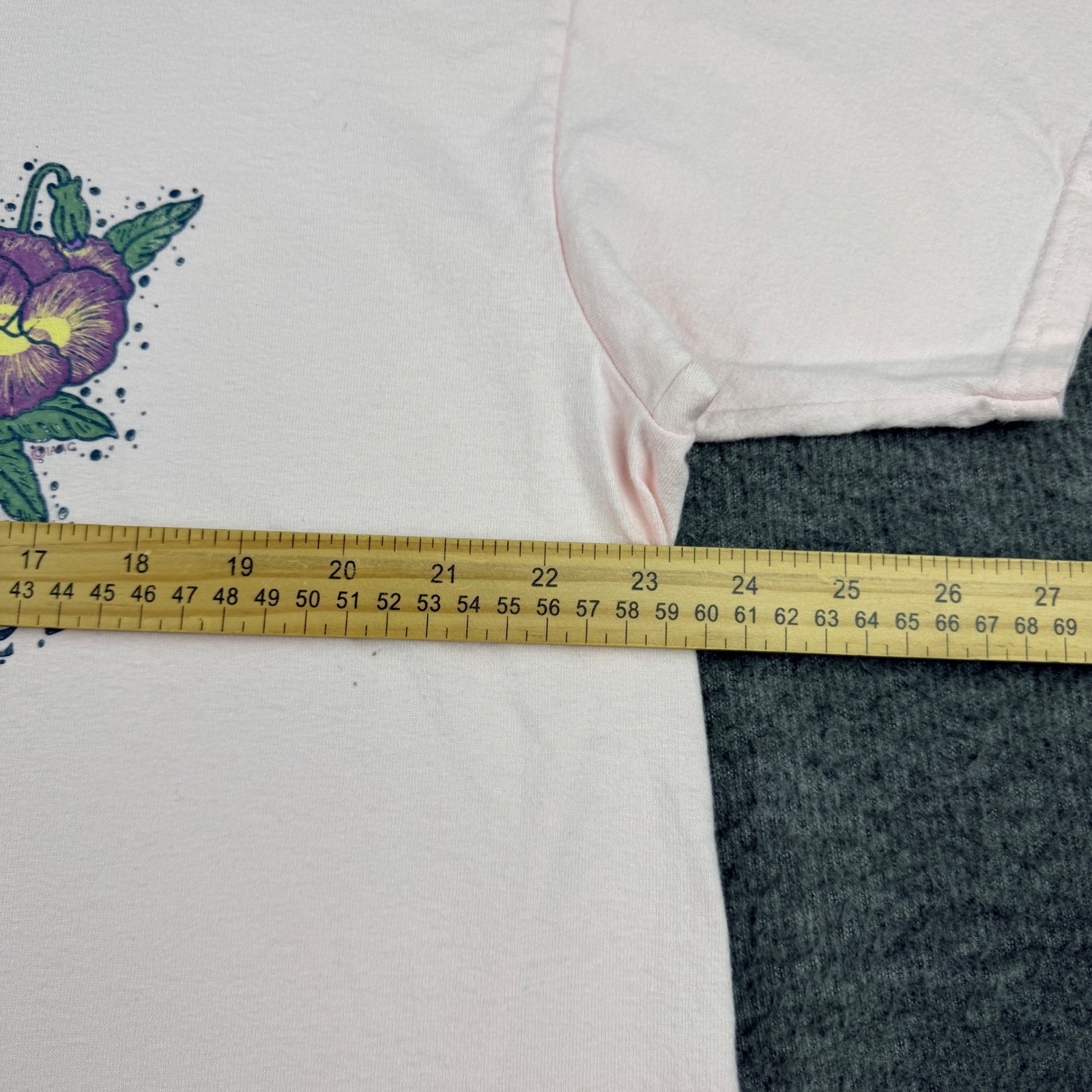 VINTAGE 90s Lee Alaska Pansy Floral T-Shirt Women’s XL Pink Brushed Cotton