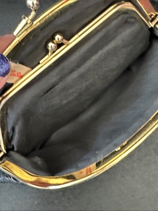 VTG Lee Sands Black Eel Skin Kiss Lock Coin Purse Clutch Wallet