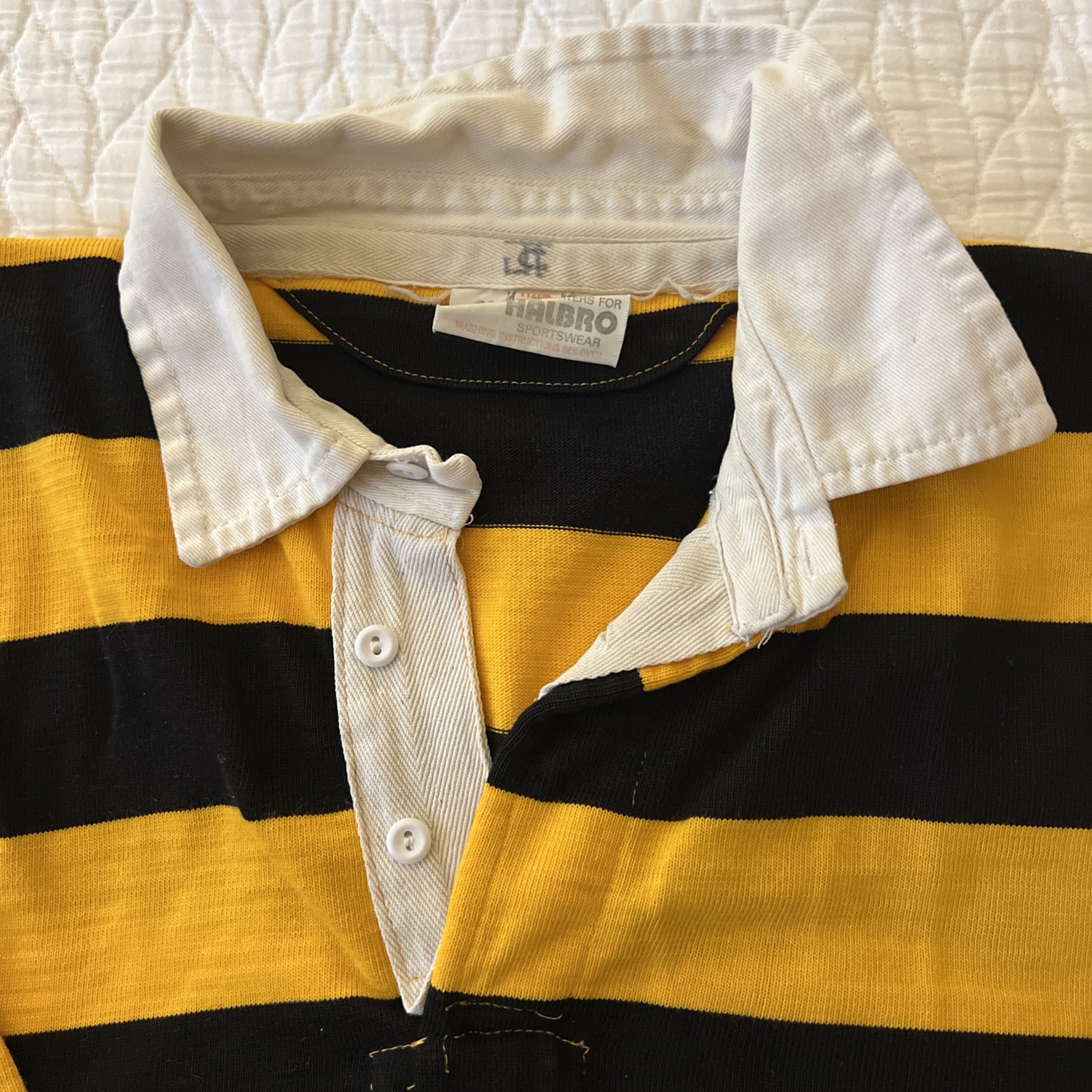 Vintage Halbro Rugby Imports Shirt Men’s 44in/112cm Navy and Gold. Authentic