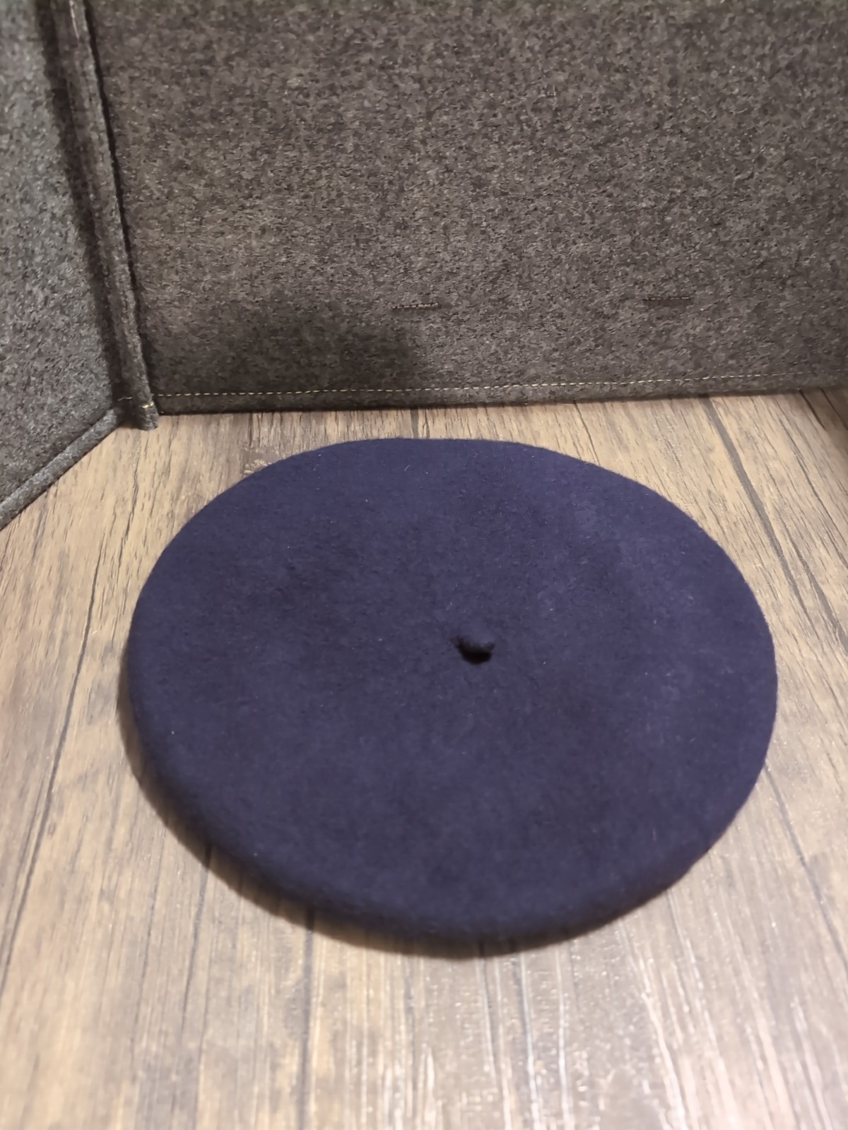 Vtg PRT Ultrabasque 100% Wool Beret Hat Tam Made in Czech Republic Navy Blue