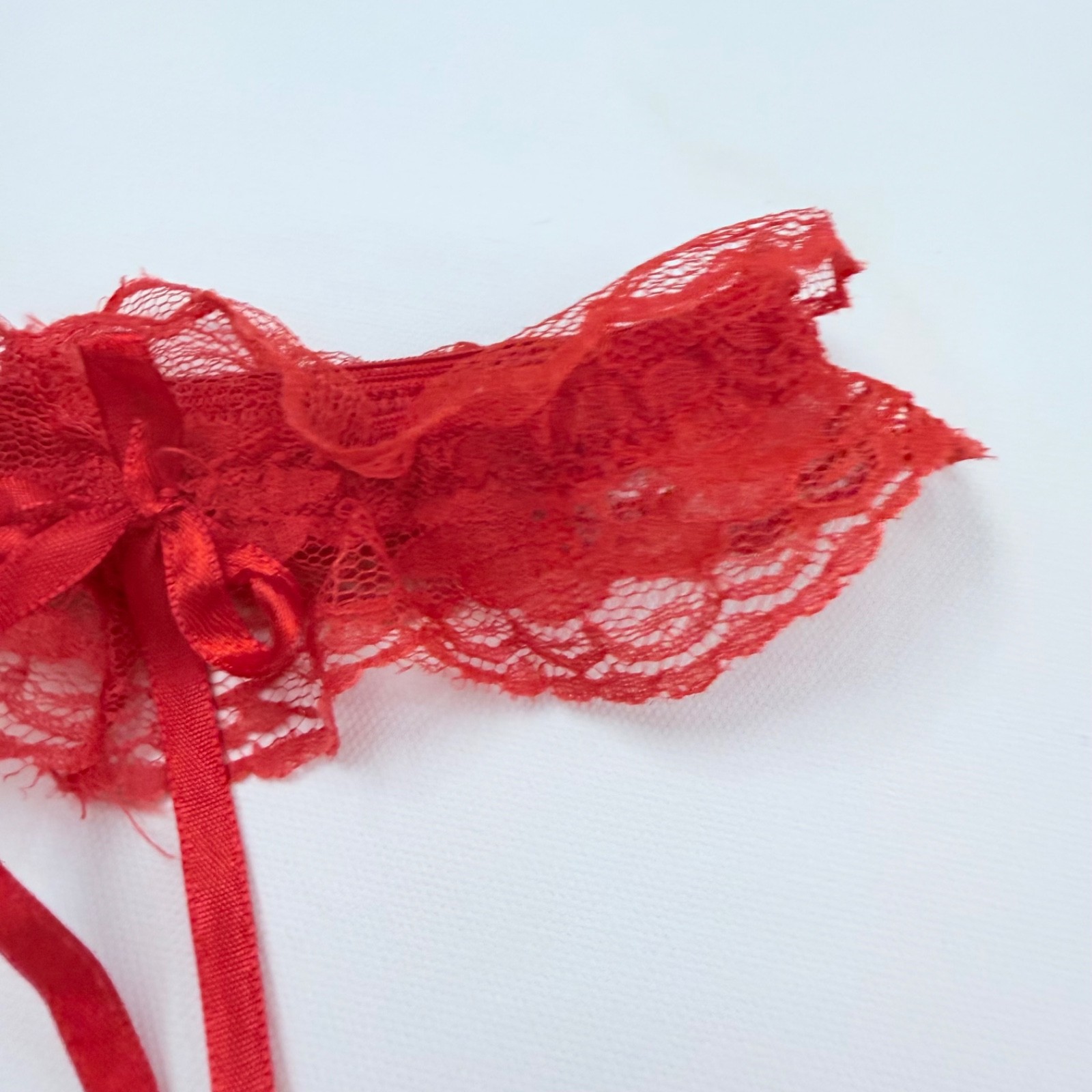 Vintage Red Lace Bridal Garter Small Stretch Wedding Leg Band Satin Bow Sz S