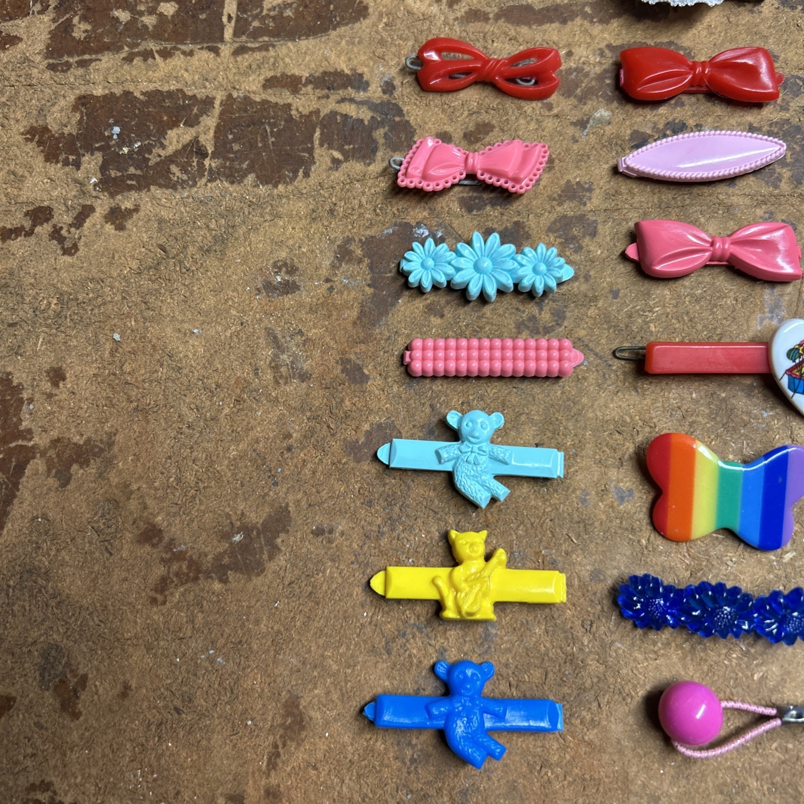 Vintage Kids Barrettes And Hair Tie Lot Some Goody Some Not See Description.