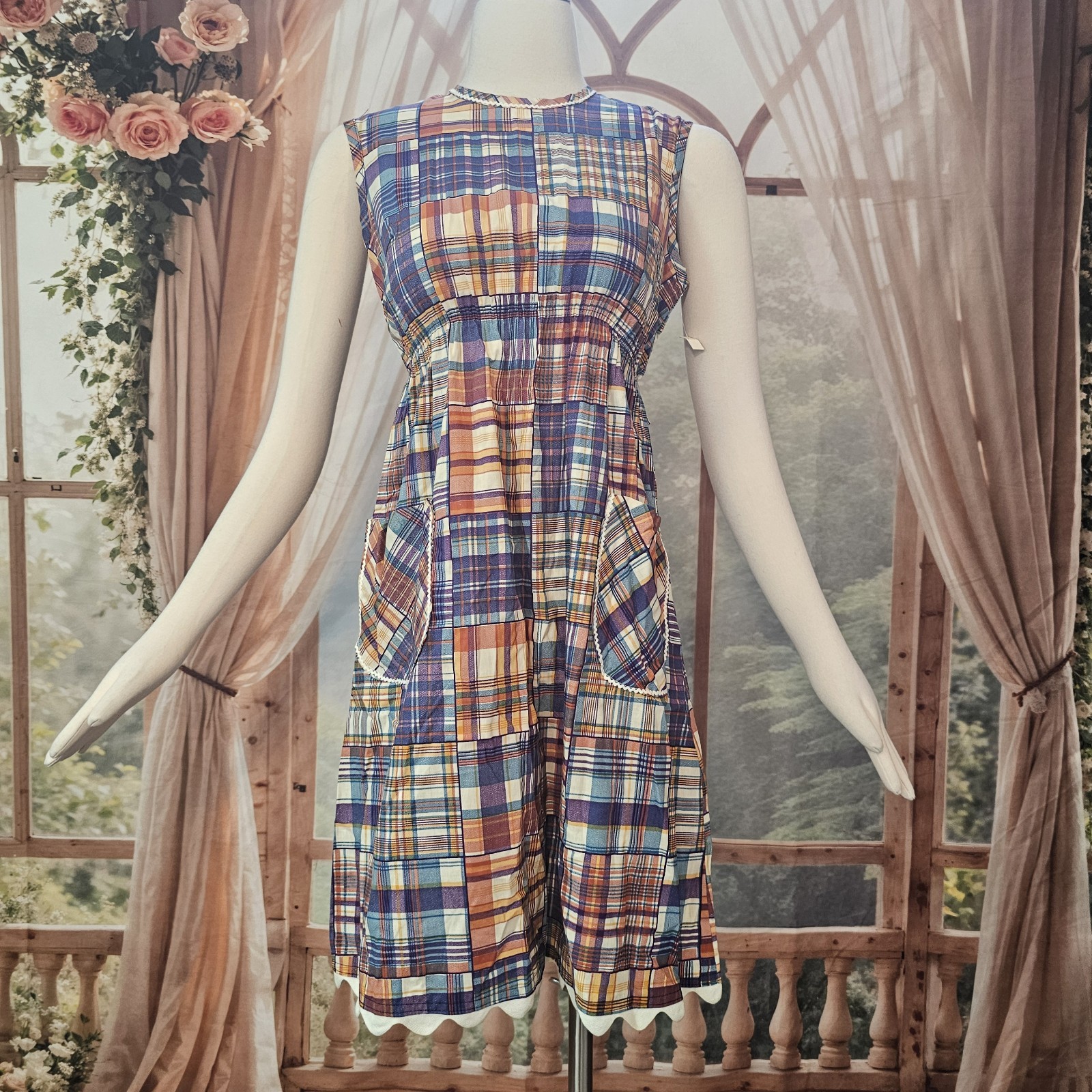 Vintage DEADSTOCK 1960’s Dress Fitted Patchwork Print Scalloped Hemlime NWT