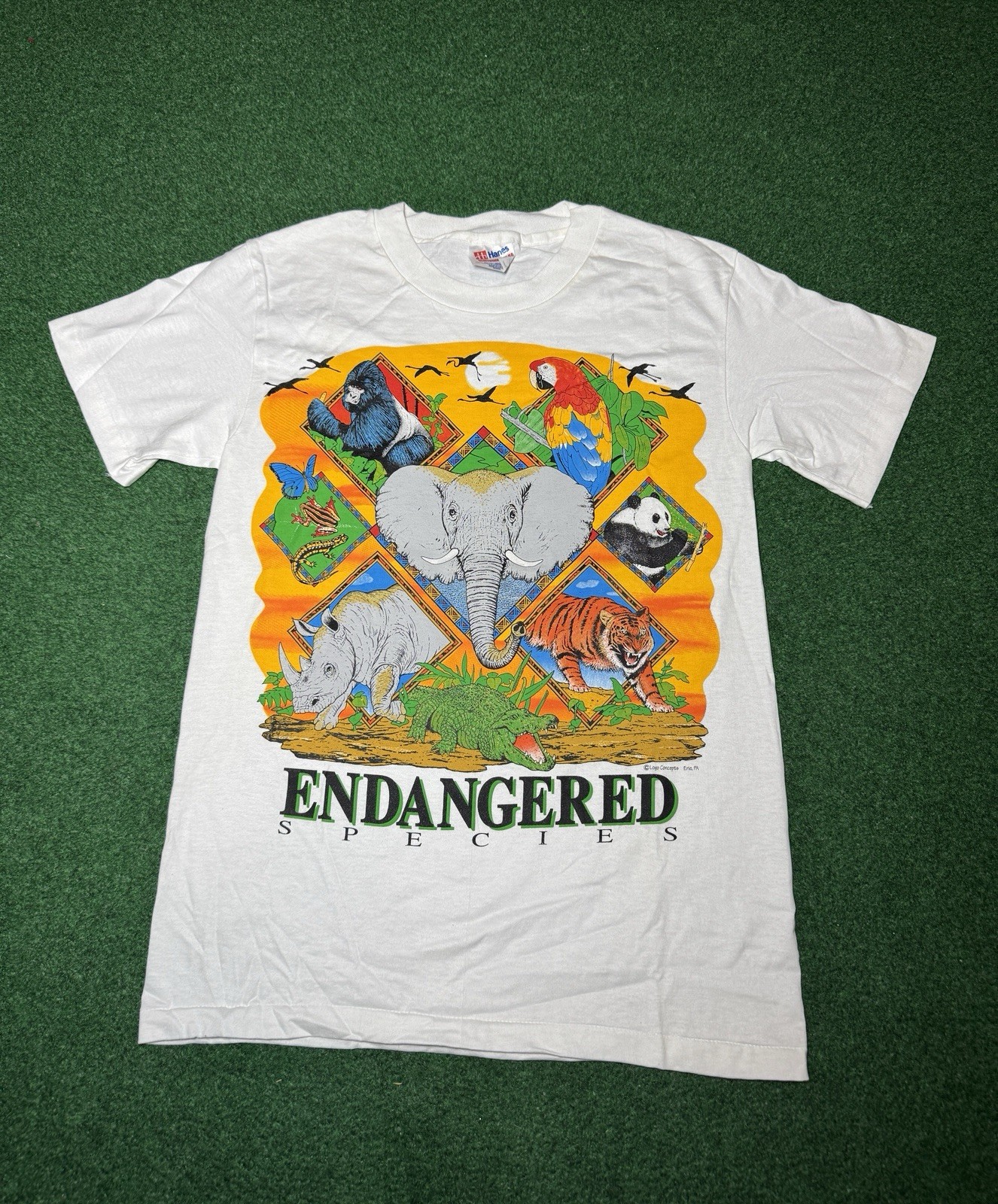 Endangered Species Nature Animal Print Vintage 90s Sm 17×27 T Shirt Never Worn