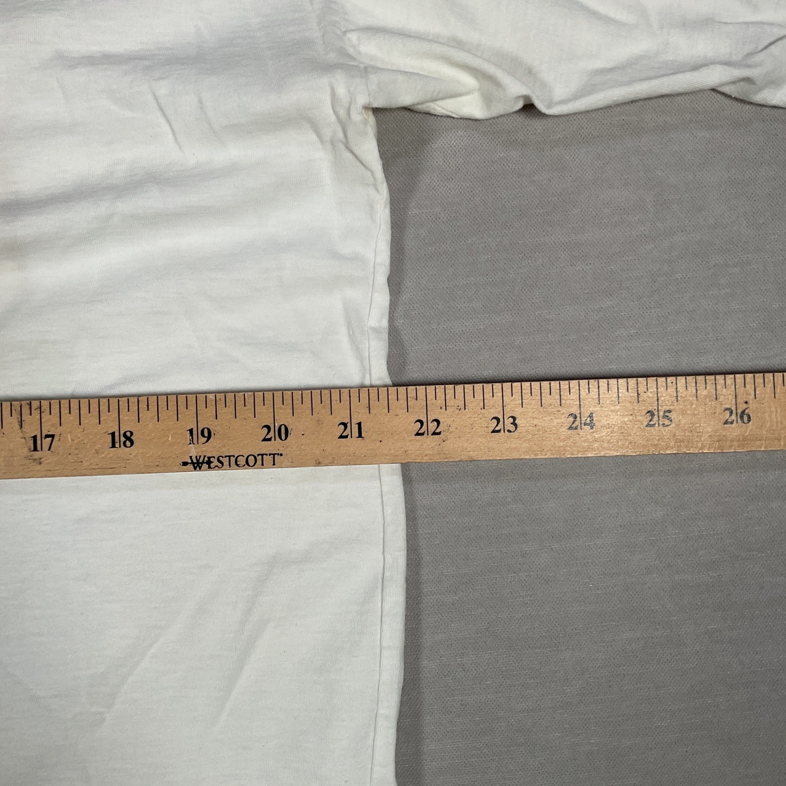 Vintage The T-Shirt Factory Club Crocodile Whitsunday Australia Shirt XL White