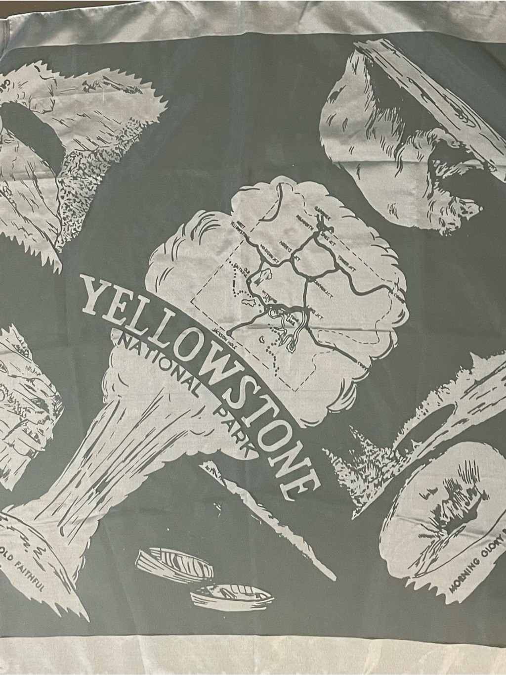 Vintage 50s Yellowstone National Park Souvenir Scarf Blue 28 In Mint Condition