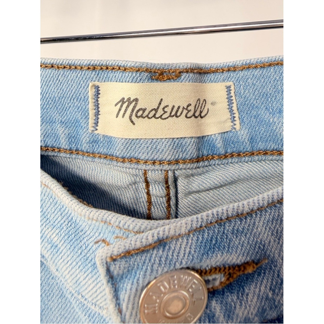 Madewell The Perfect Vintage Straight Jean in Distressed Blue Size 24