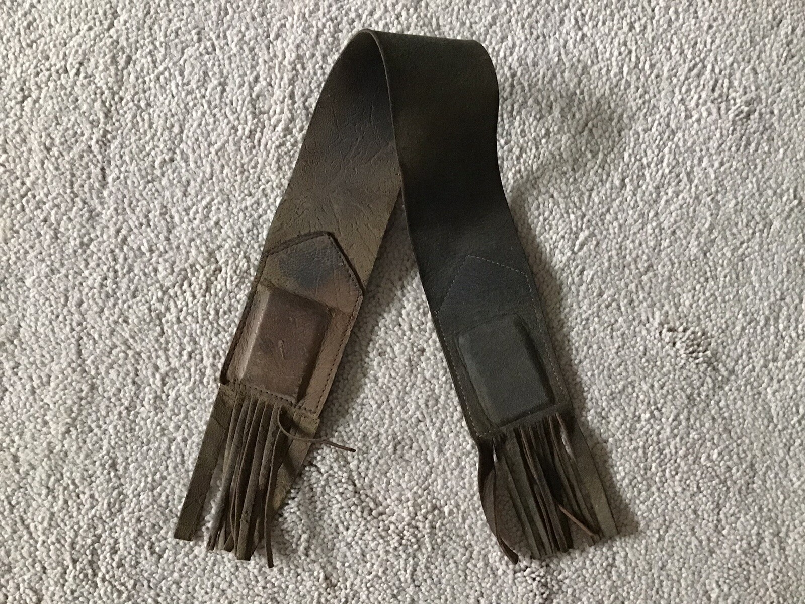 Vintage Leather Strap Belt 20″ Fringe Snap Weights Use Unknown