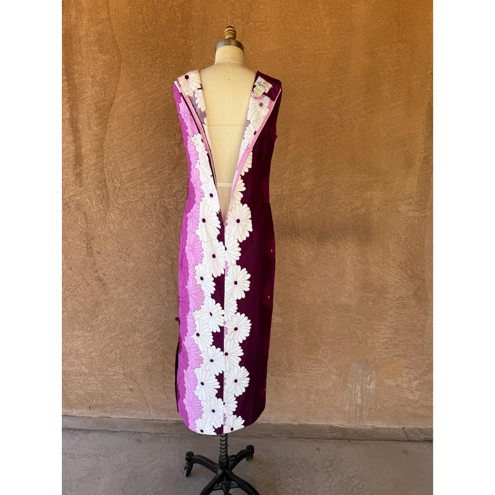 Vintage 1960s–70s Lauhala Hawaiian Maxi Dress Made in Hawaii Purple Floral Mod
