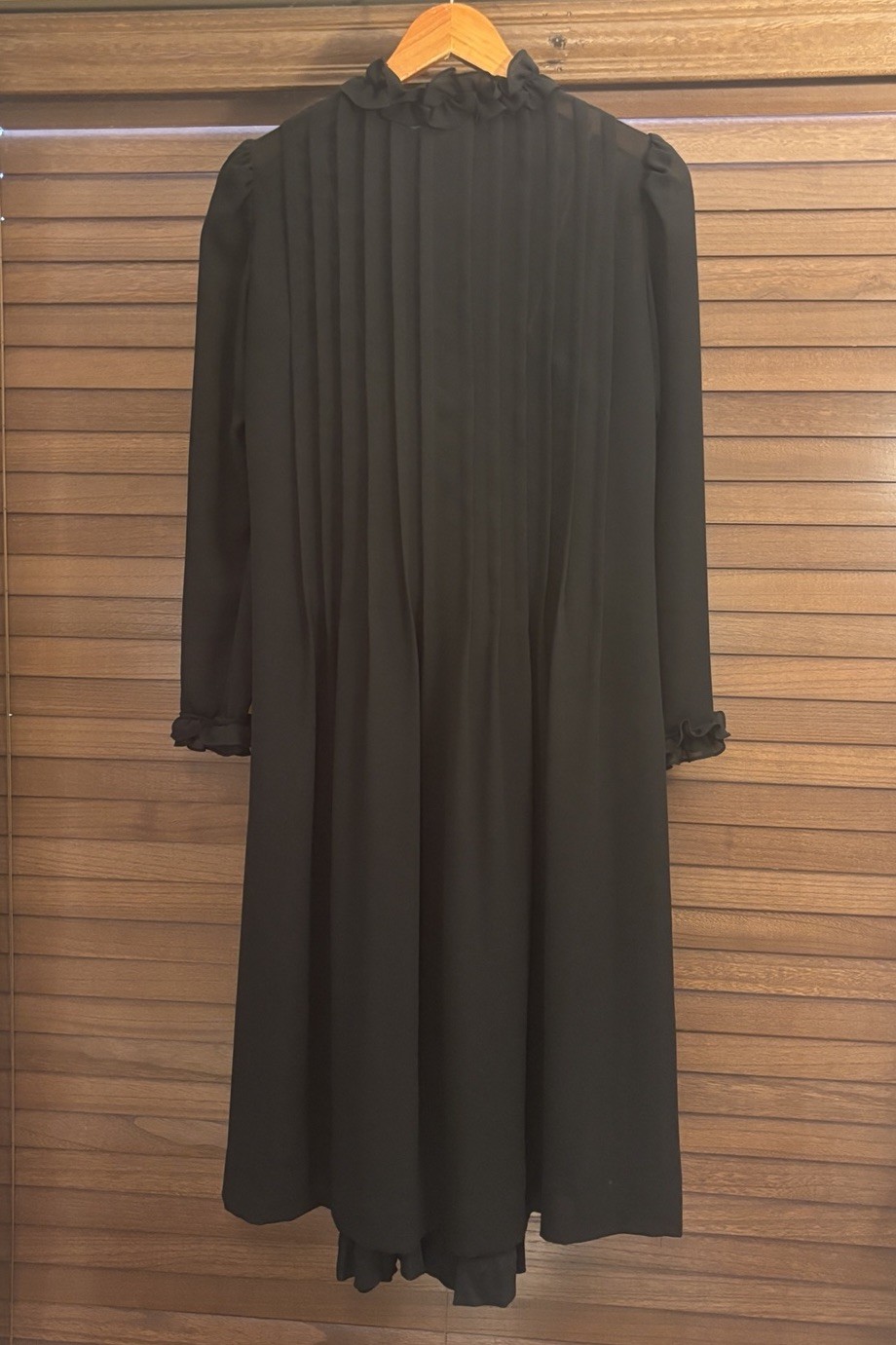 Albert Nipon Vintage 1980s Black Ruffled Pleated Silk Dress ILGWU Made in USA
