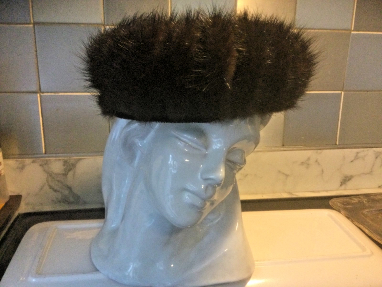 1960’s Mink Fur Pillbox Hat Dark Brown Velvet Center Womens 8″Dia. by 3″h