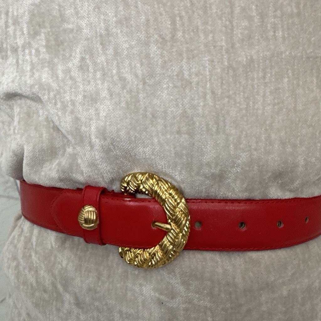Vintage Evan-Picone Red Leather Belt Gold Sculpted Buckle Medium Small