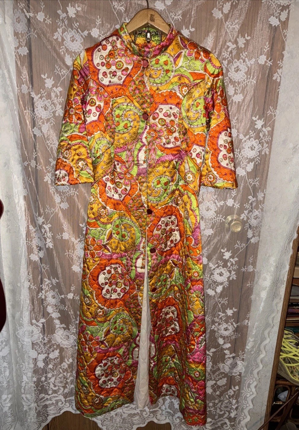 Vintage 60s70s Psychedelic Quilted Robe House Coat Groovy Paisley