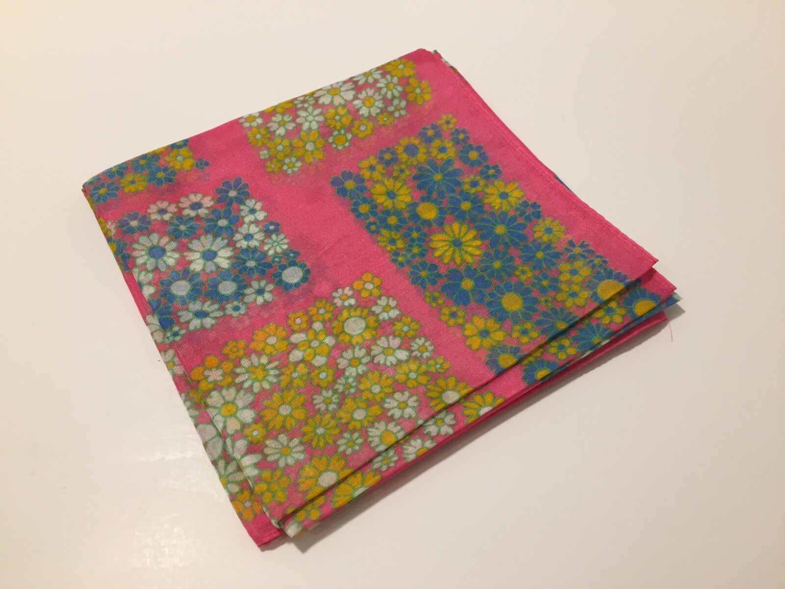 Vintage Women’s Ladies Scarf 100% Polyester Pink Flower Print Made in Italy