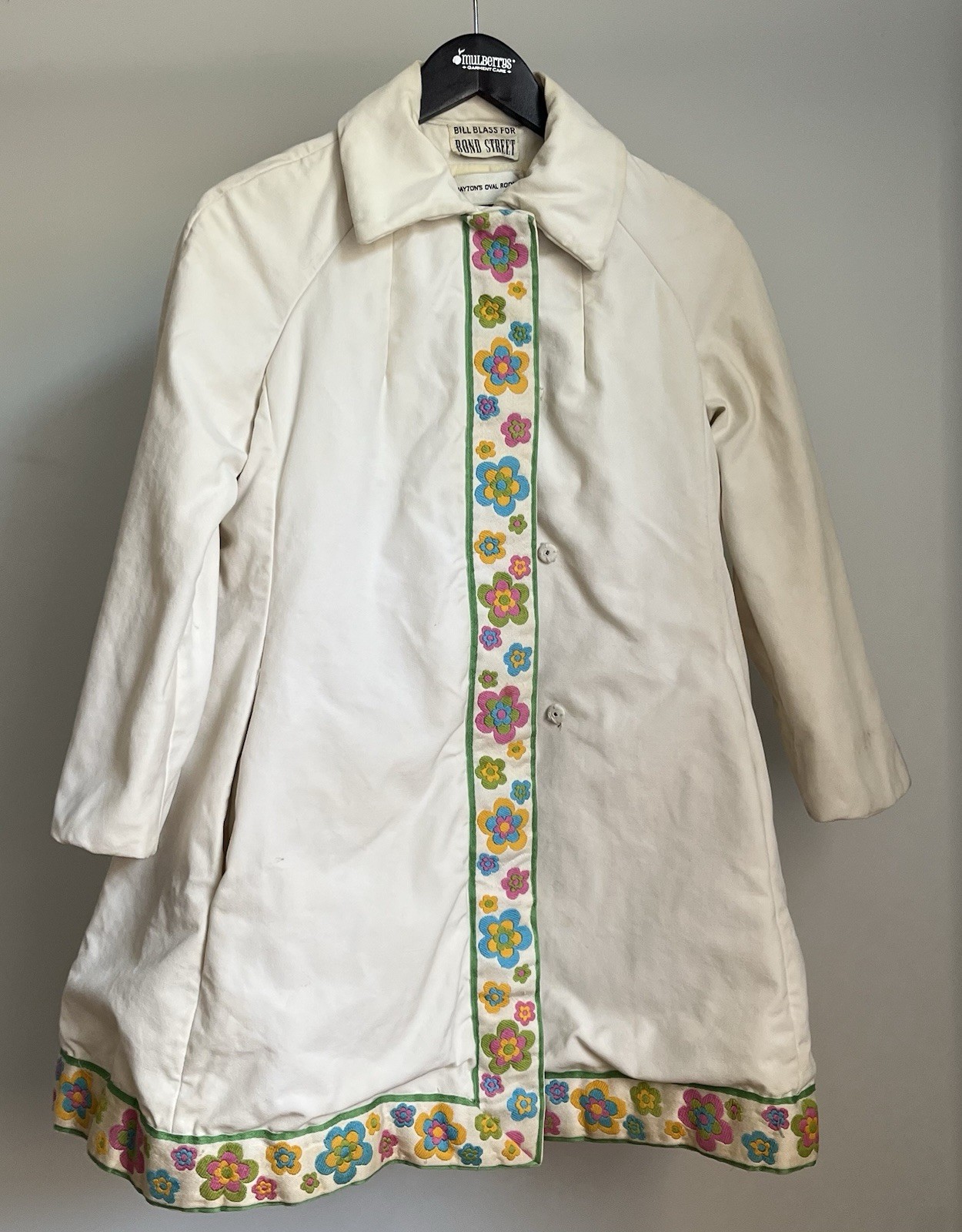 Vintage Bill Blass Bond Street White Canvas Trench and Hat Dayton’s Oval Room