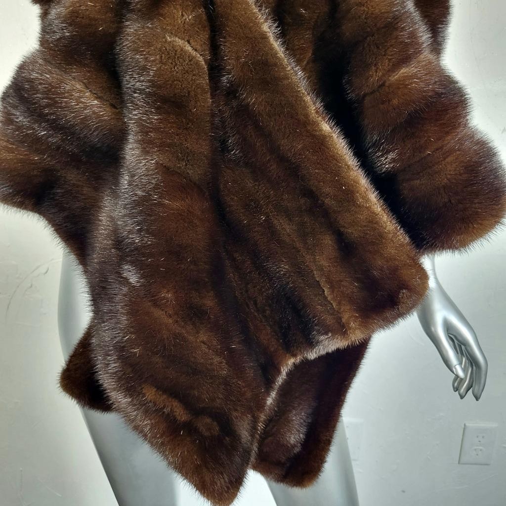 VINTAGE RANCH MAHOGANY BROWN GENUINE REAL MINK FUR STOLE WRAP COAT SHAWL
