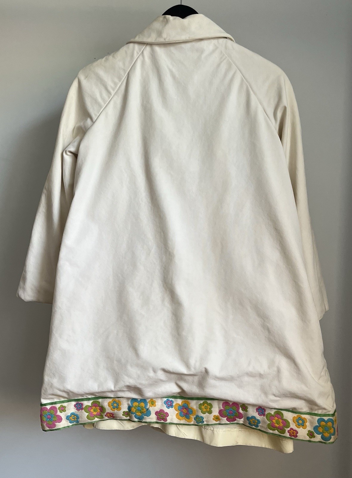 Vintage Bill Blass Bond Street White Canvas Trench and Hat Dayton’s Oval Room